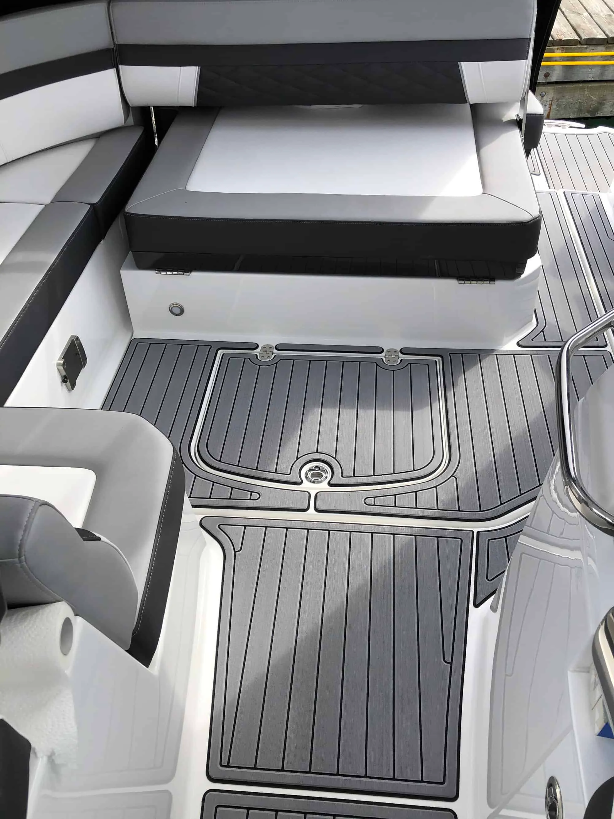 Two-tone cockpit SeaDek install — 2021 Monterey 355